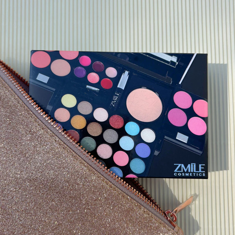 ZMILE COSMETICS Tudo o que você precisa para ir zestaw do makijażu