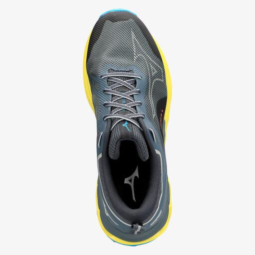  Mizuno Wave Ibuki 4