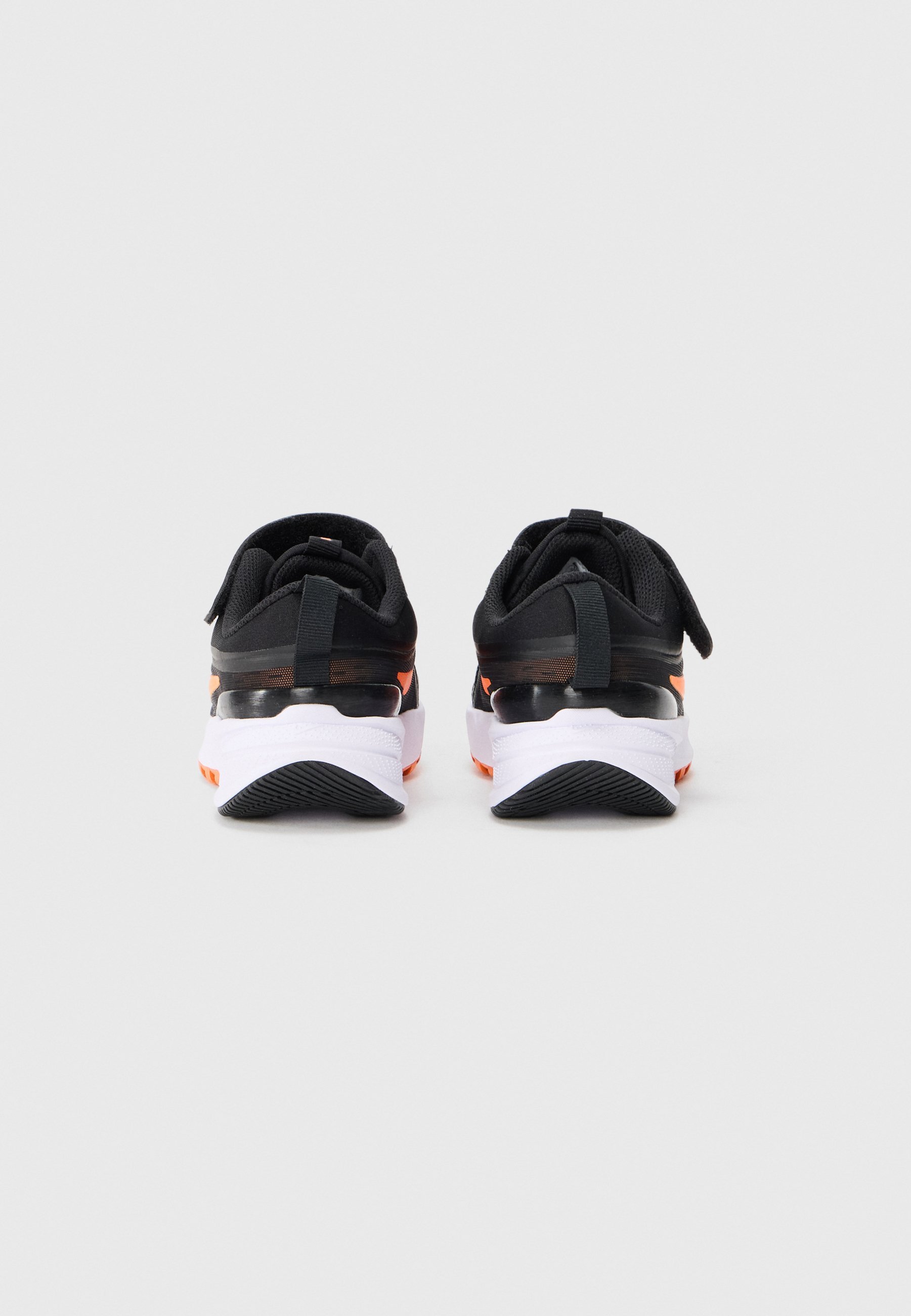 Nike Performance STAR RUNNER 5 UNISEX - Hardloopschoenen voor op de weg - zwart/total orange/marakesh/antraciet