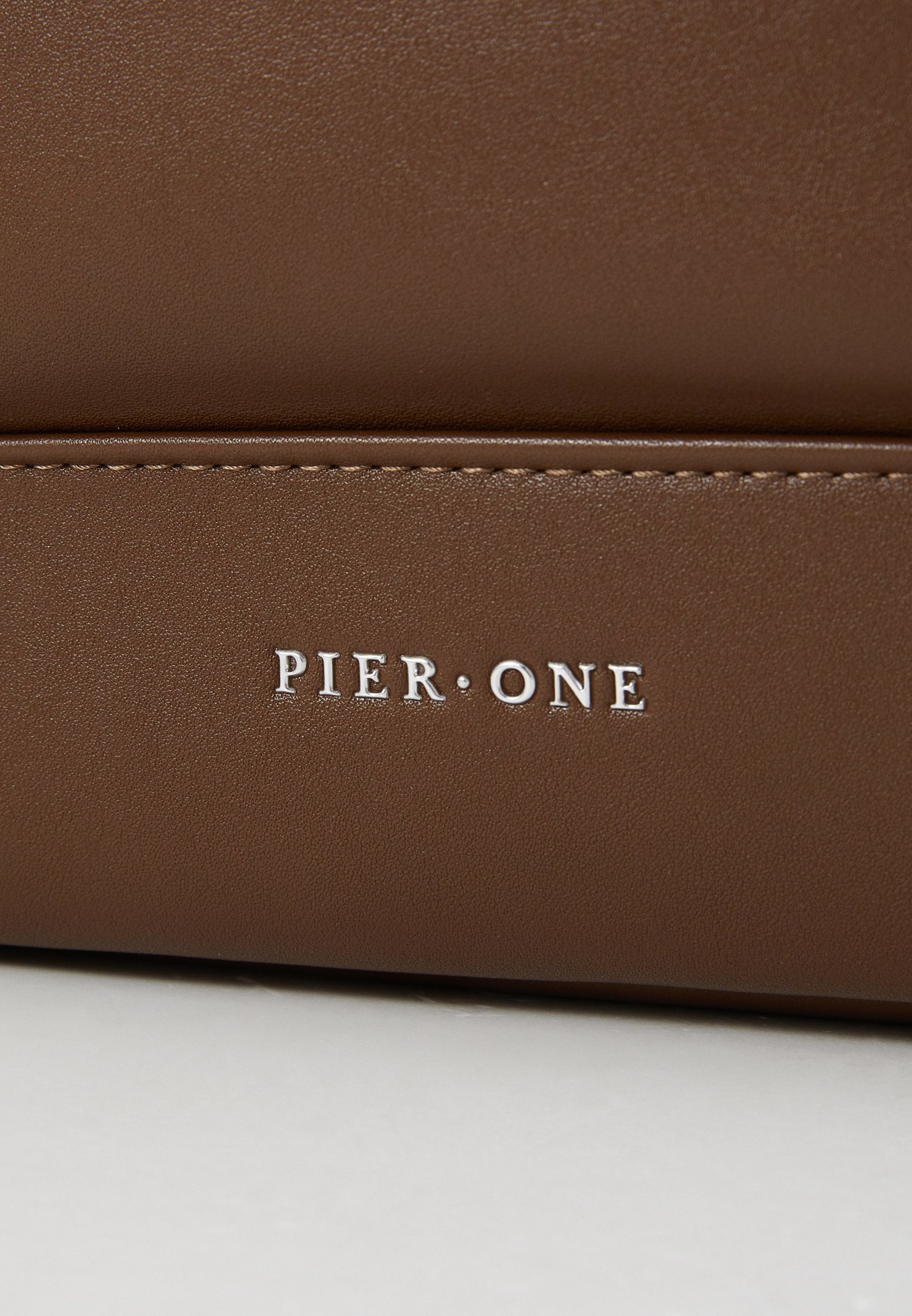 Pier One UNISEX - Ryggsekk - brun