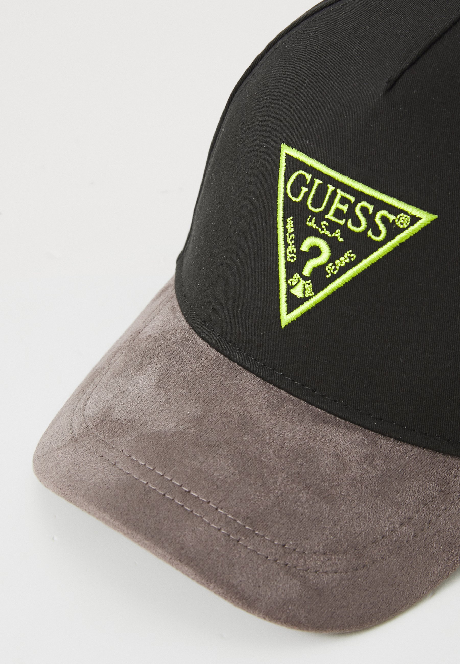 Casquette Guess unisexe - noir de jais