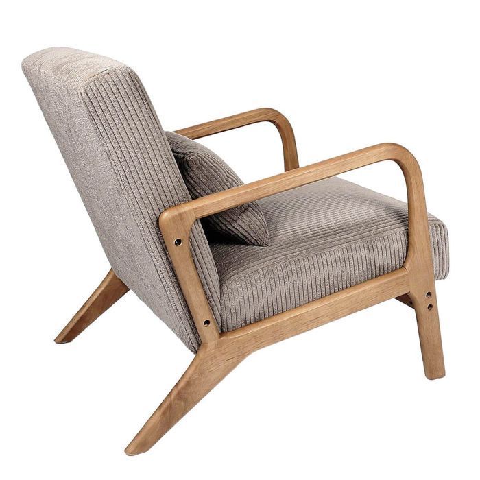 AMORY - Sillón de pana color topo con patas y reposabrazos de madera de caucho.