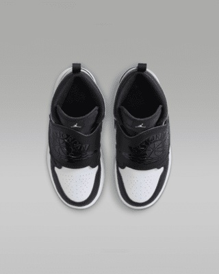 Sky Jordan 1 Younger Kids' Shoe