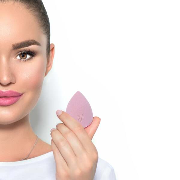 Houbička na make-up Nanshy Dusty Rose Makeup Blender Beauty Houbička (růžová).