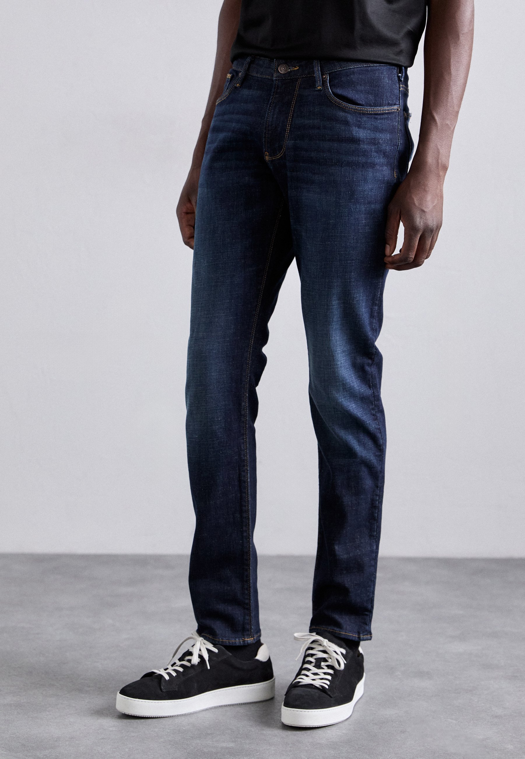 Emporio Armani 5-POCKETS-HOSE - Jeans mit geradem Bein - blauer Denim