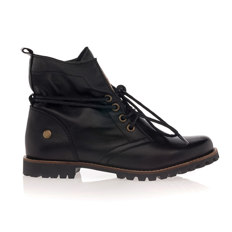 Botas negras de mujer / Botines