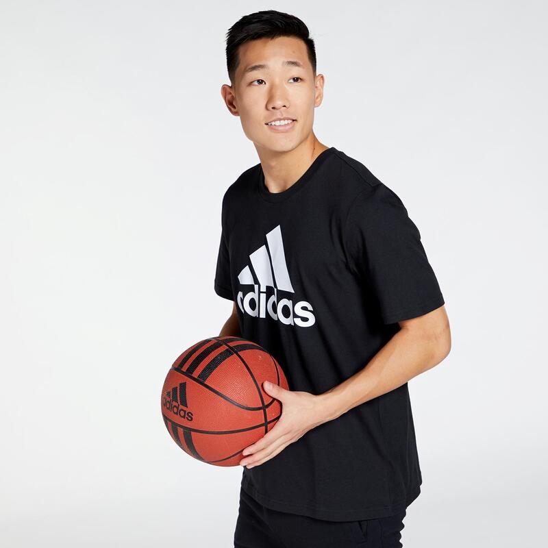  Logo-ul adidas