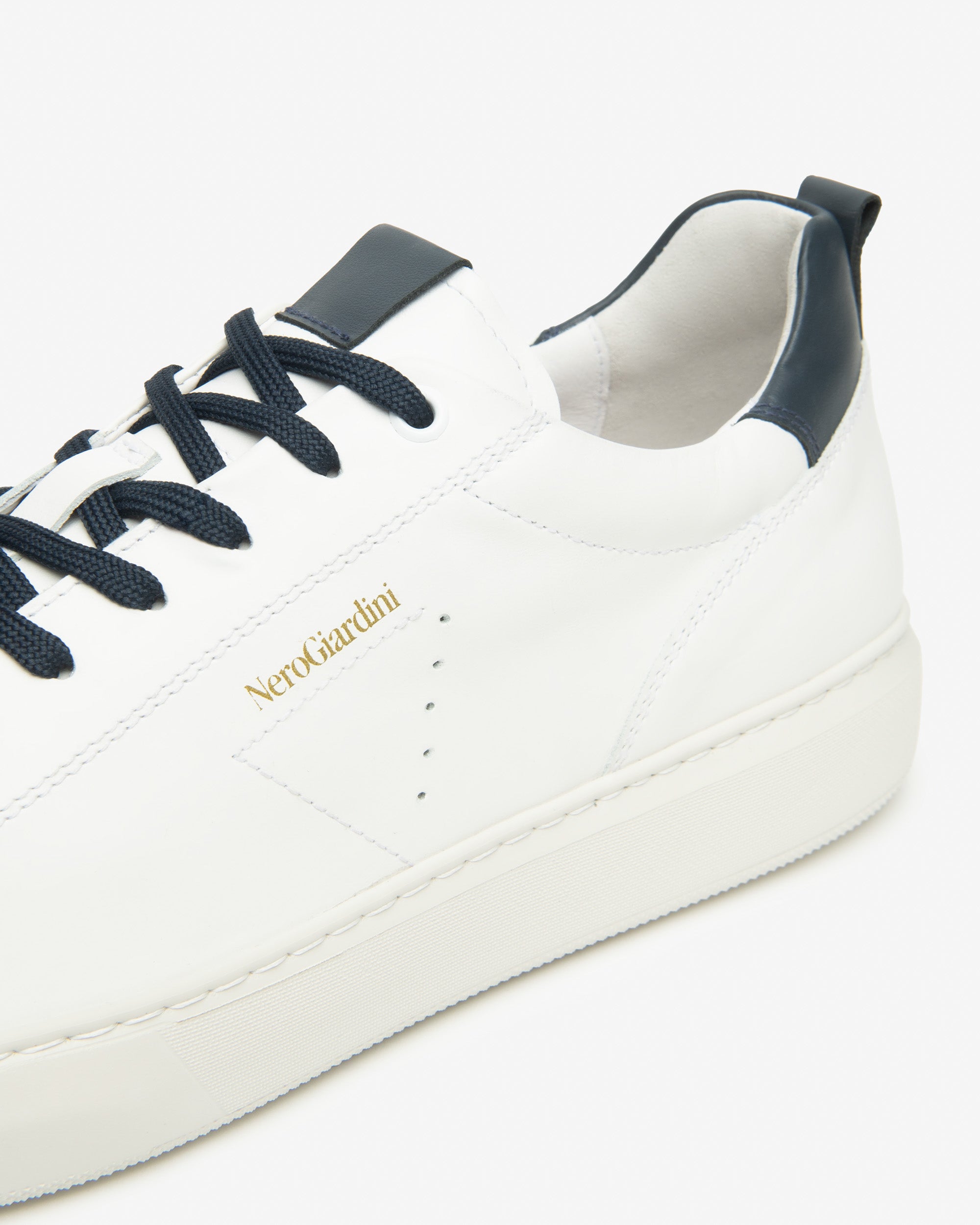  Herren-Sneaker aus Leder