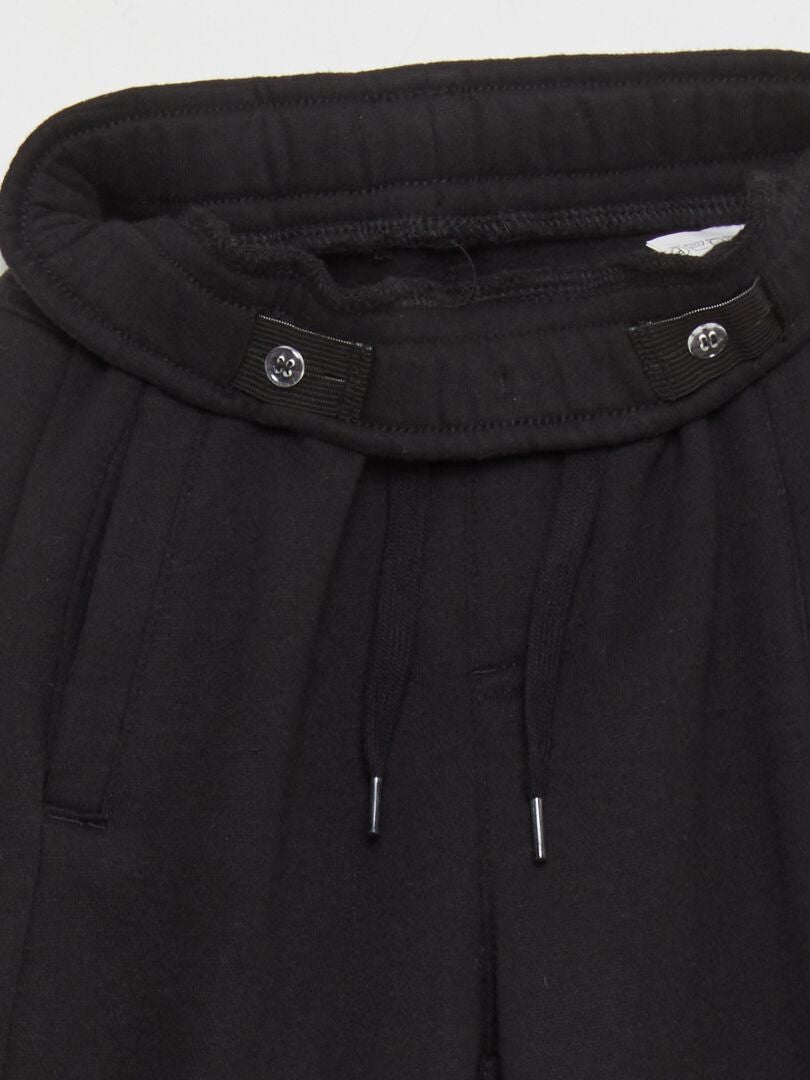 Calça de moletom - Corte justo - Preta
