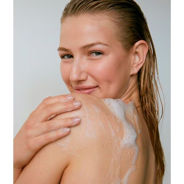 NIVEA Hawaii Flower & Oil sprchový gél<br>250ml - Normálna pleť