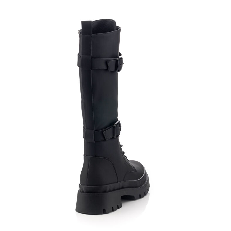  Botas negras de mujer