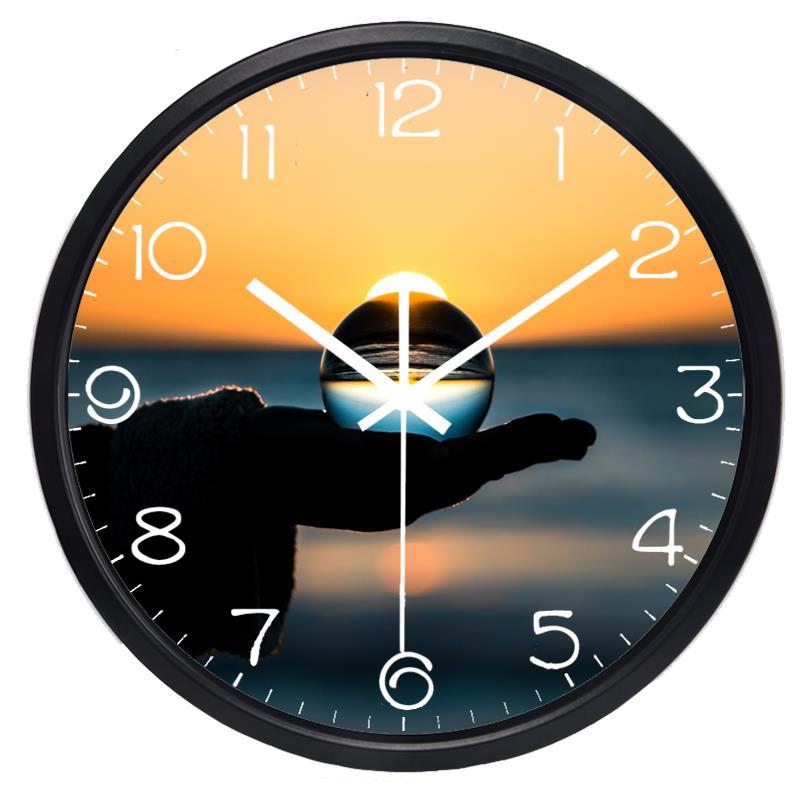Waterdruppels op de wijzer die de avondschemering weergeven, wandklok, stille wandklok, woondecoratie, gepersonaliseerd design horloge.