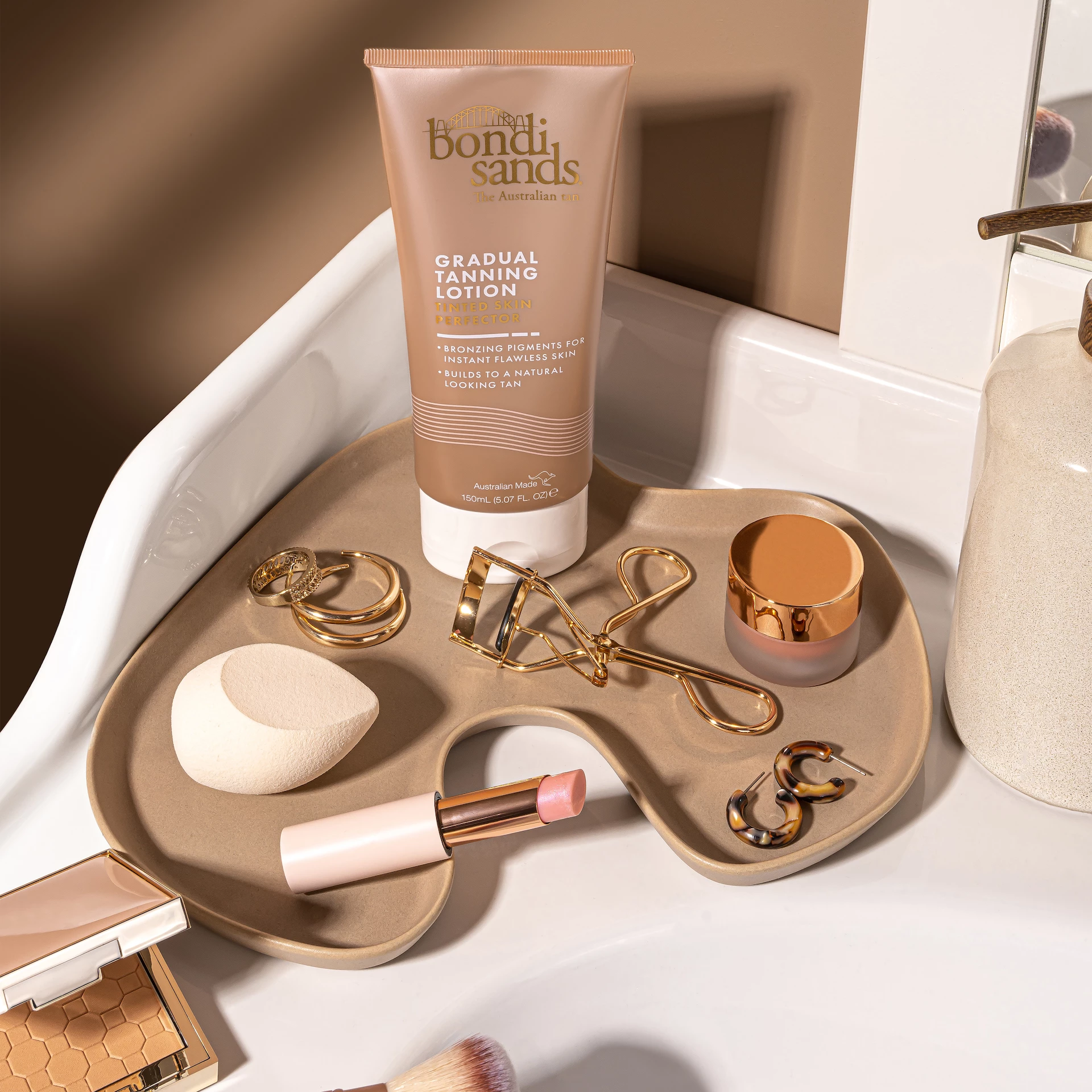 Loțiune de bronzare treptată Skin Perfector 150 ml - Bondi Sands