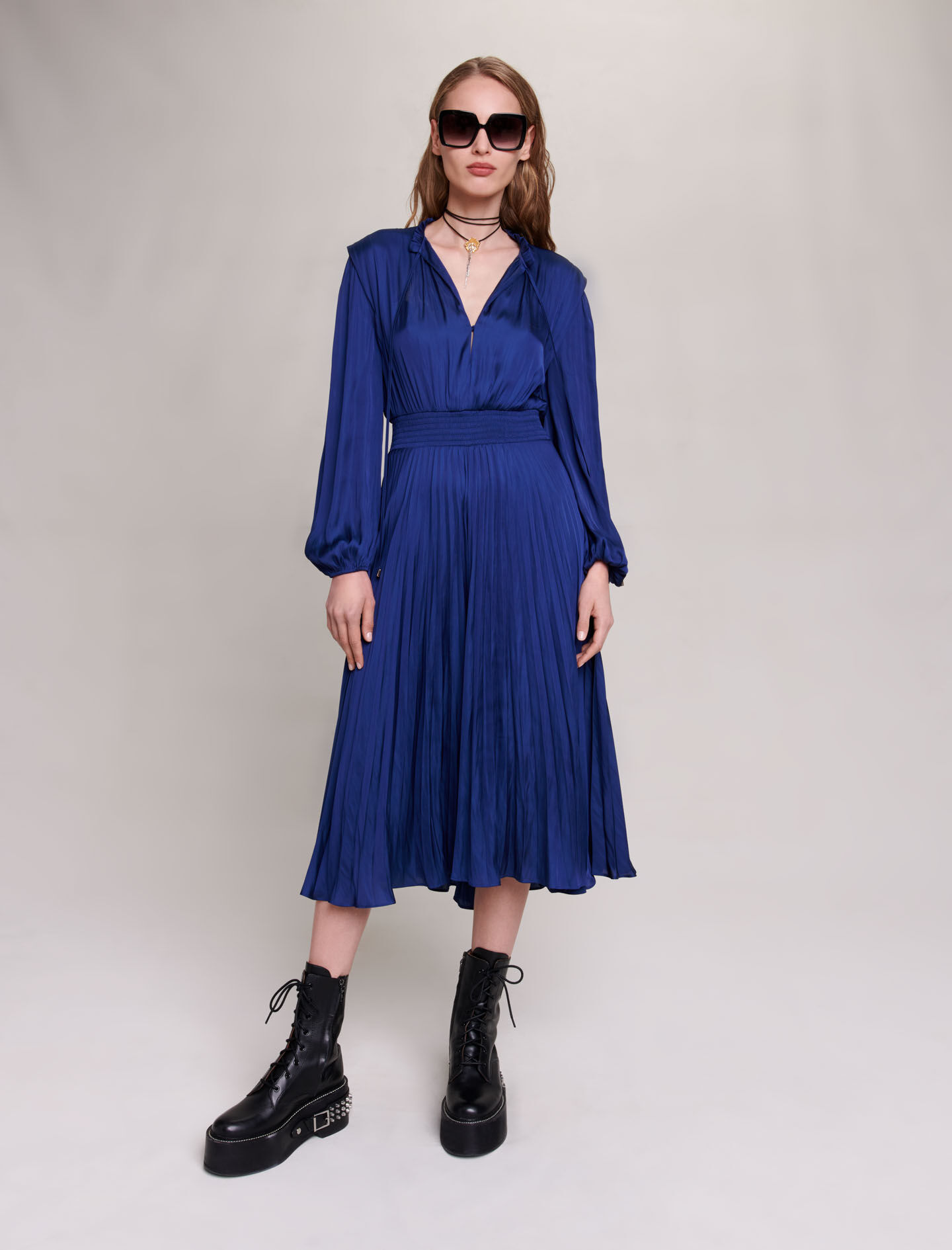 Geplooide satijnen midi-jurk - Kleinblauw