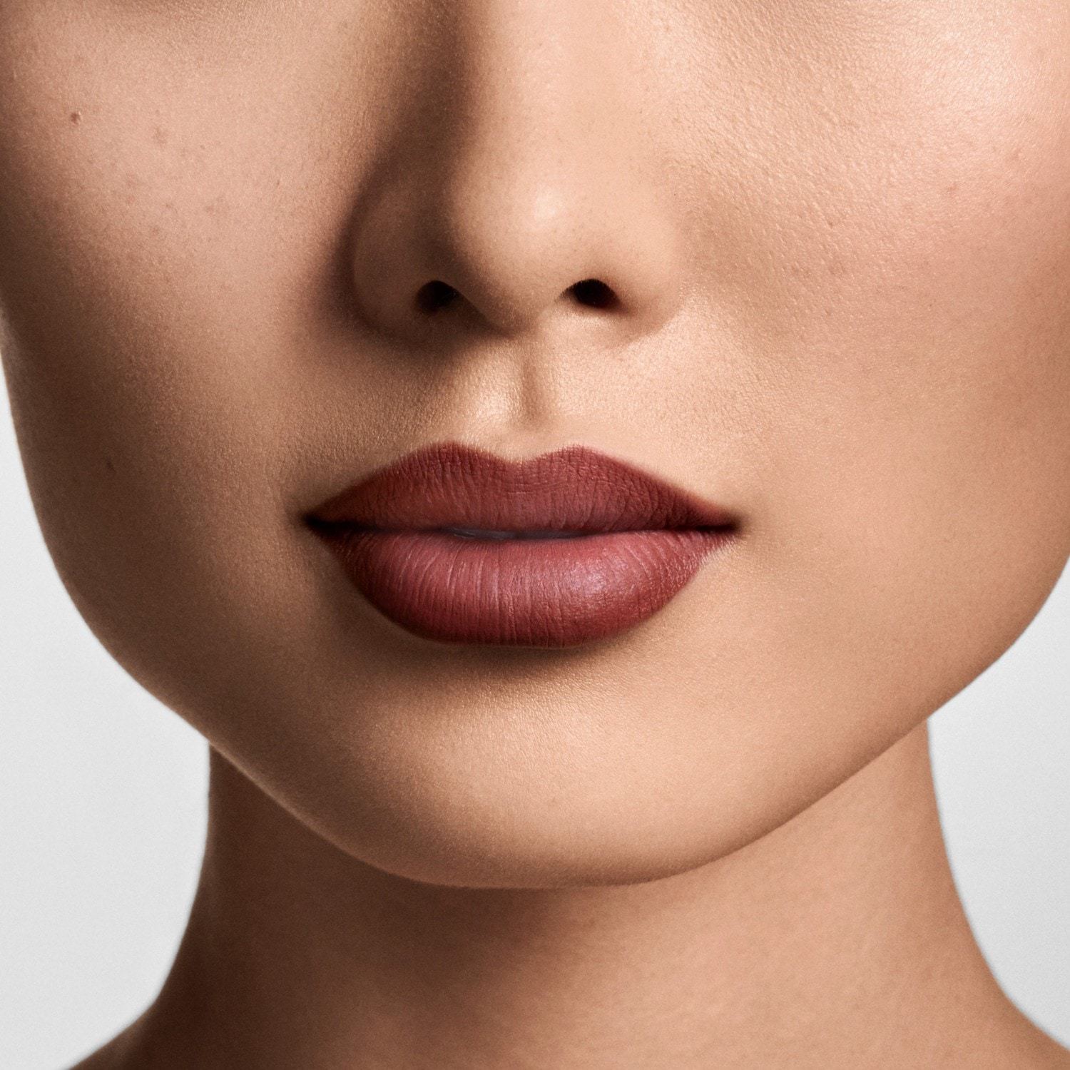 Pat McGrath Labs lūpų dažai „Dramatique Mega“ lūpų pieštukas - 2,4 g