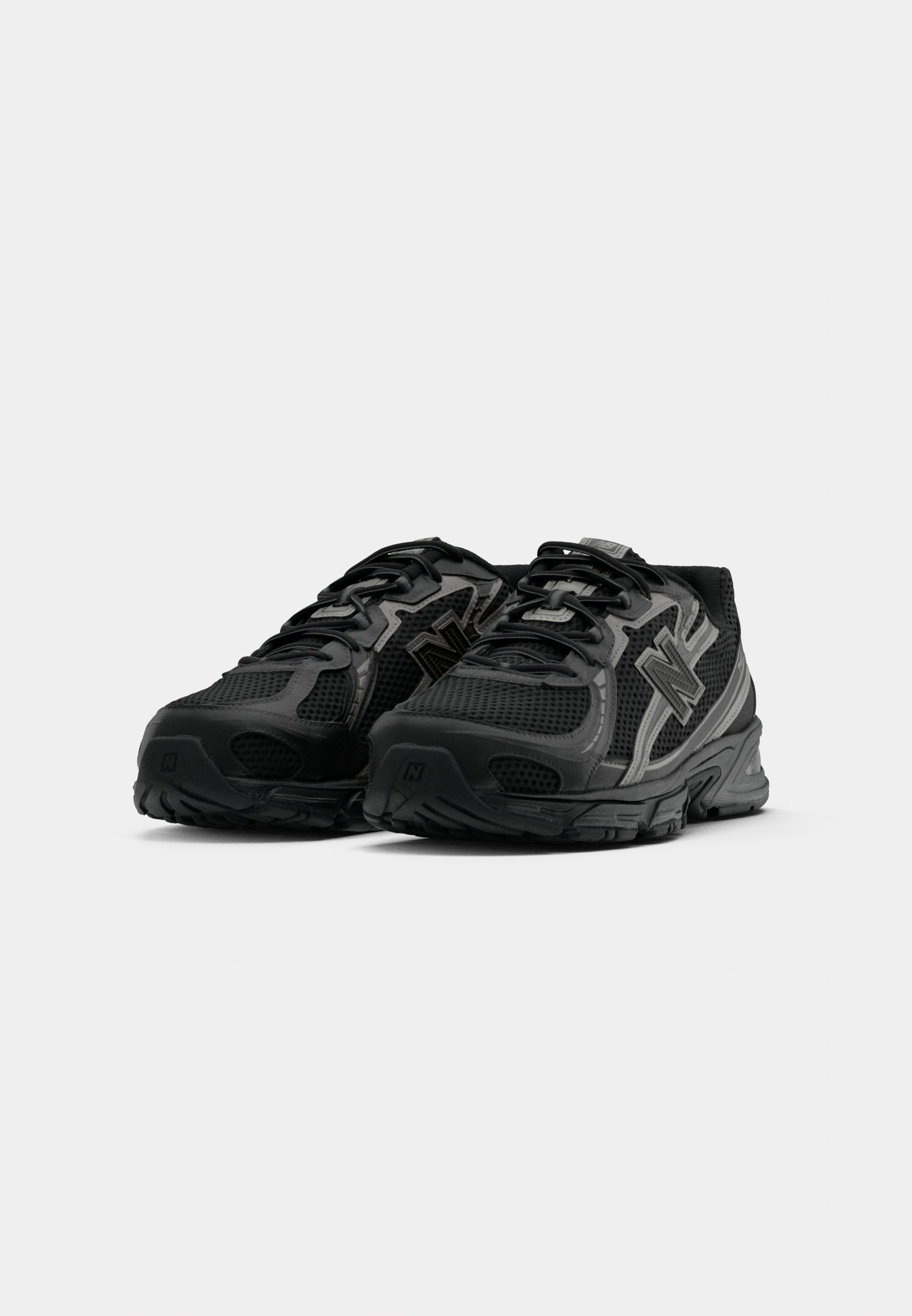New Balance U740 UNISEX - Sneakers - zwart