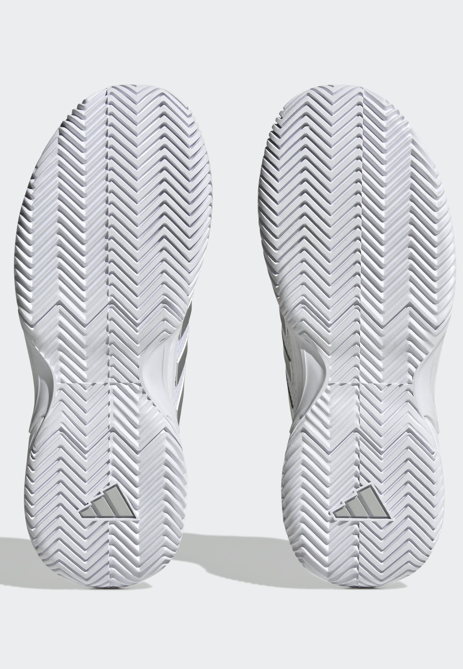 adidas Performance GAMECOURT 2 - Multicourt-Tennisschuhe - Wolkenweiß Silber Metallic Wolkenweiß