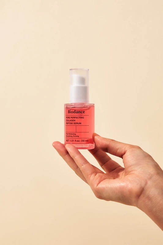 Biodance Pore Perfecting Collagen Peptide Serum regeneracijski in vlažilni serum za razširjene pore in gube