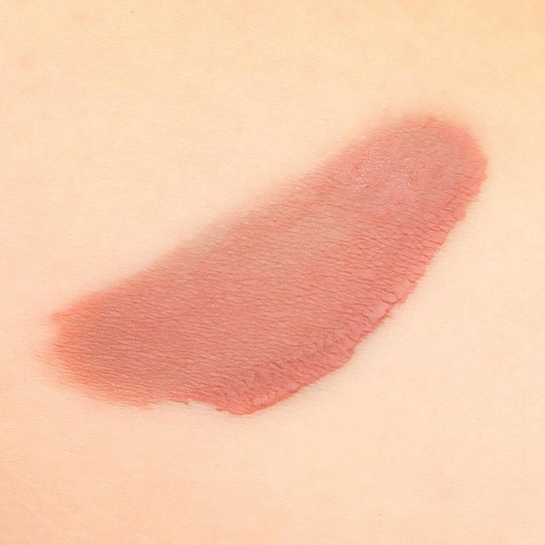 theBalm lūpu krāsa Meet Matt(e) Hughes – 7,4 ml