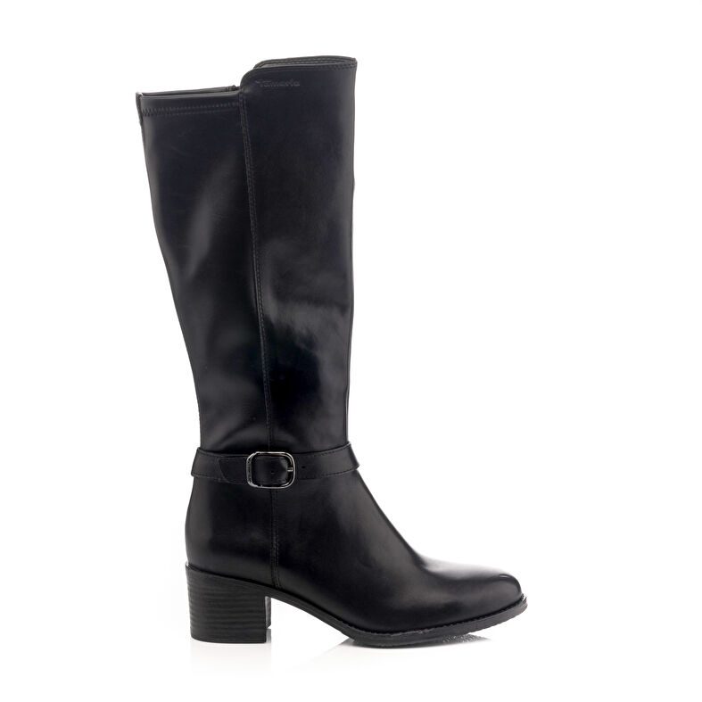  Botas negras de mujer