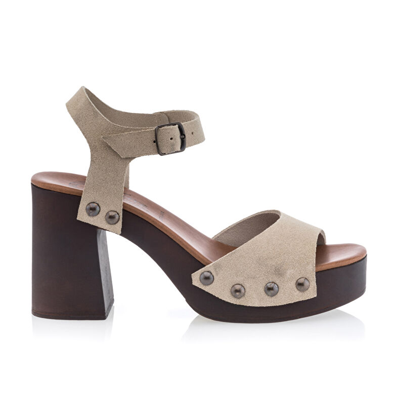 Μπεζ γυναικεία mules/τσόκαρα