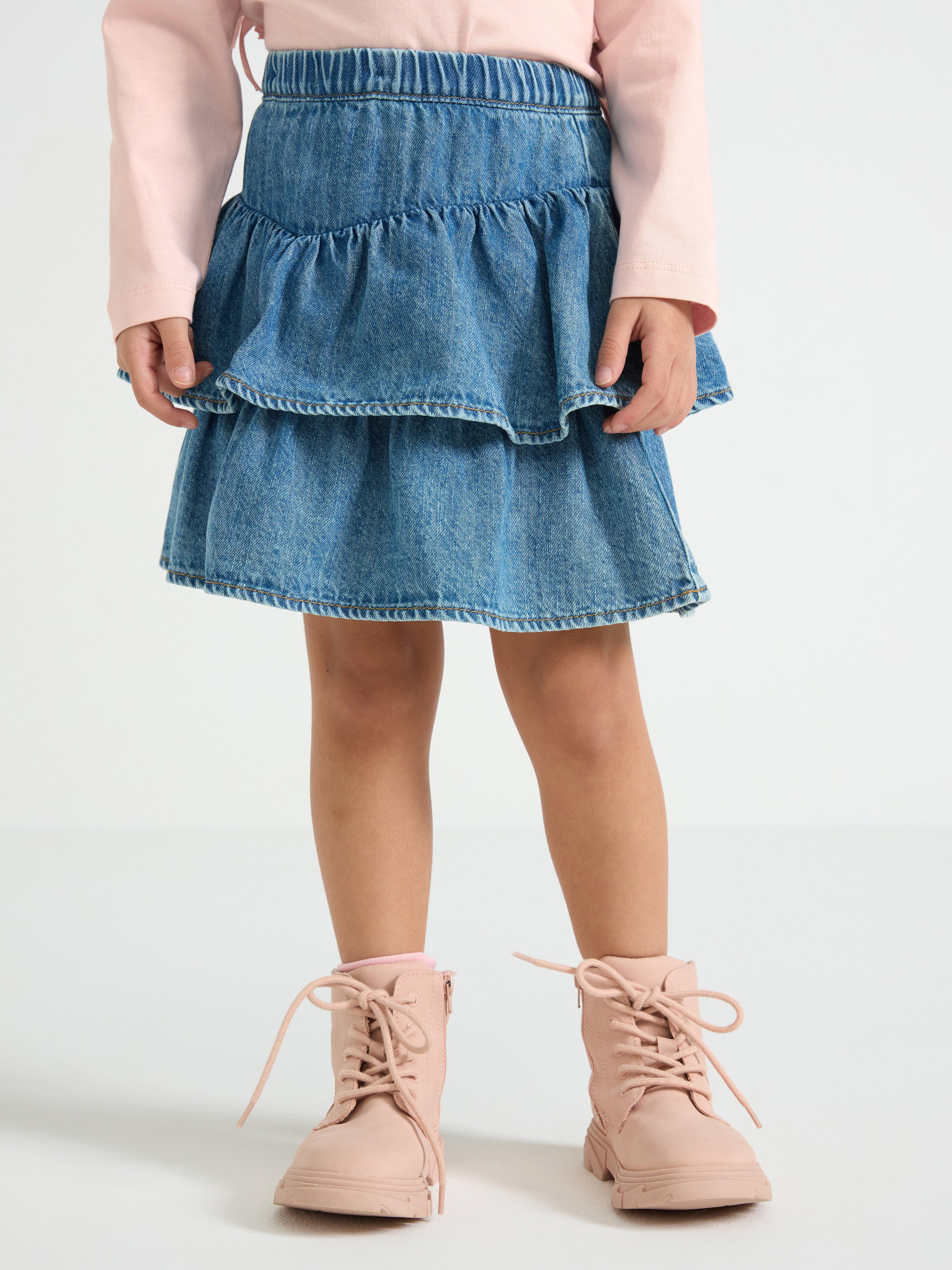 Saia com aparência de jeans