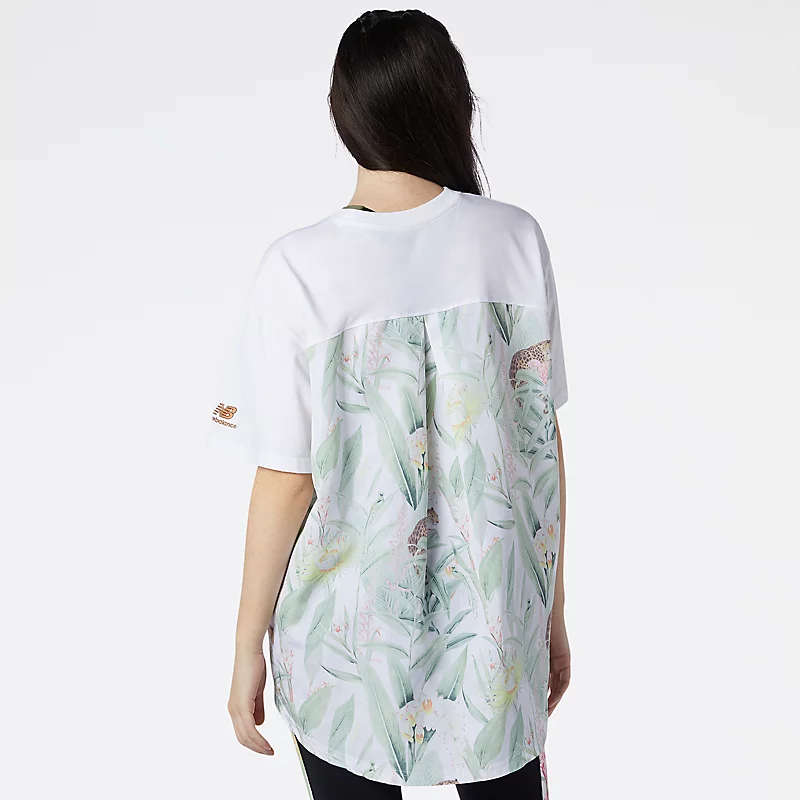 Camiseta feminina NB Essentials Botanical Blend Jersey - BRANCA