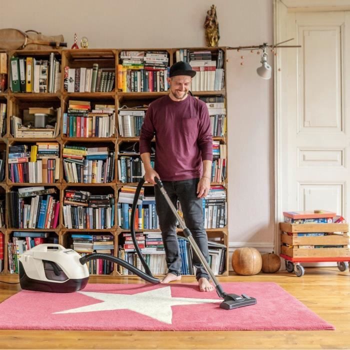 KARCHER DS 6 PLUS - Aspiradora sin bolsa con filtración de agua + Accesorios - Expulsa aire 99,95% libre de polvo