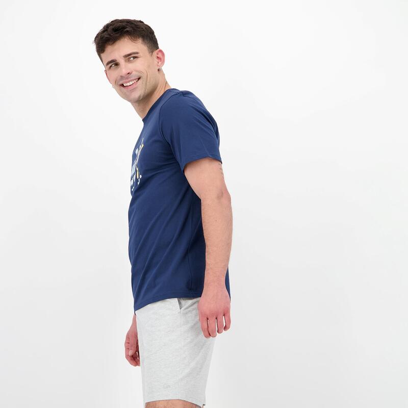  Camiseta do Mickey Mouse
