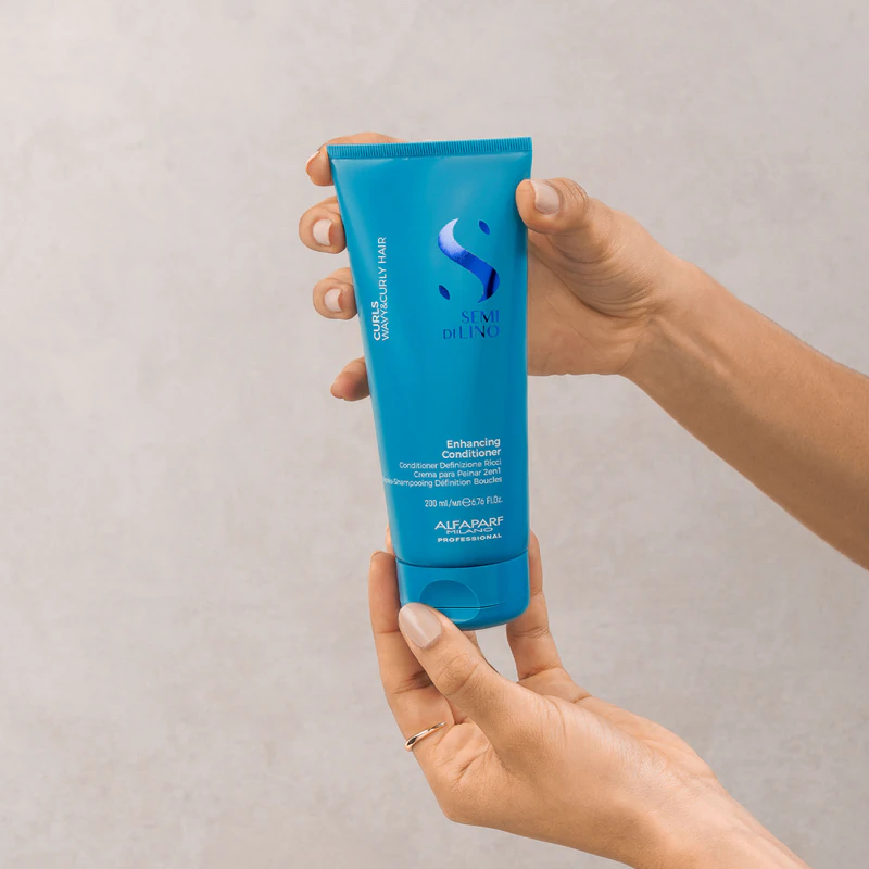 Alfaparf Milano Semi Di Lino Curls condicionador para cabelos cacheados