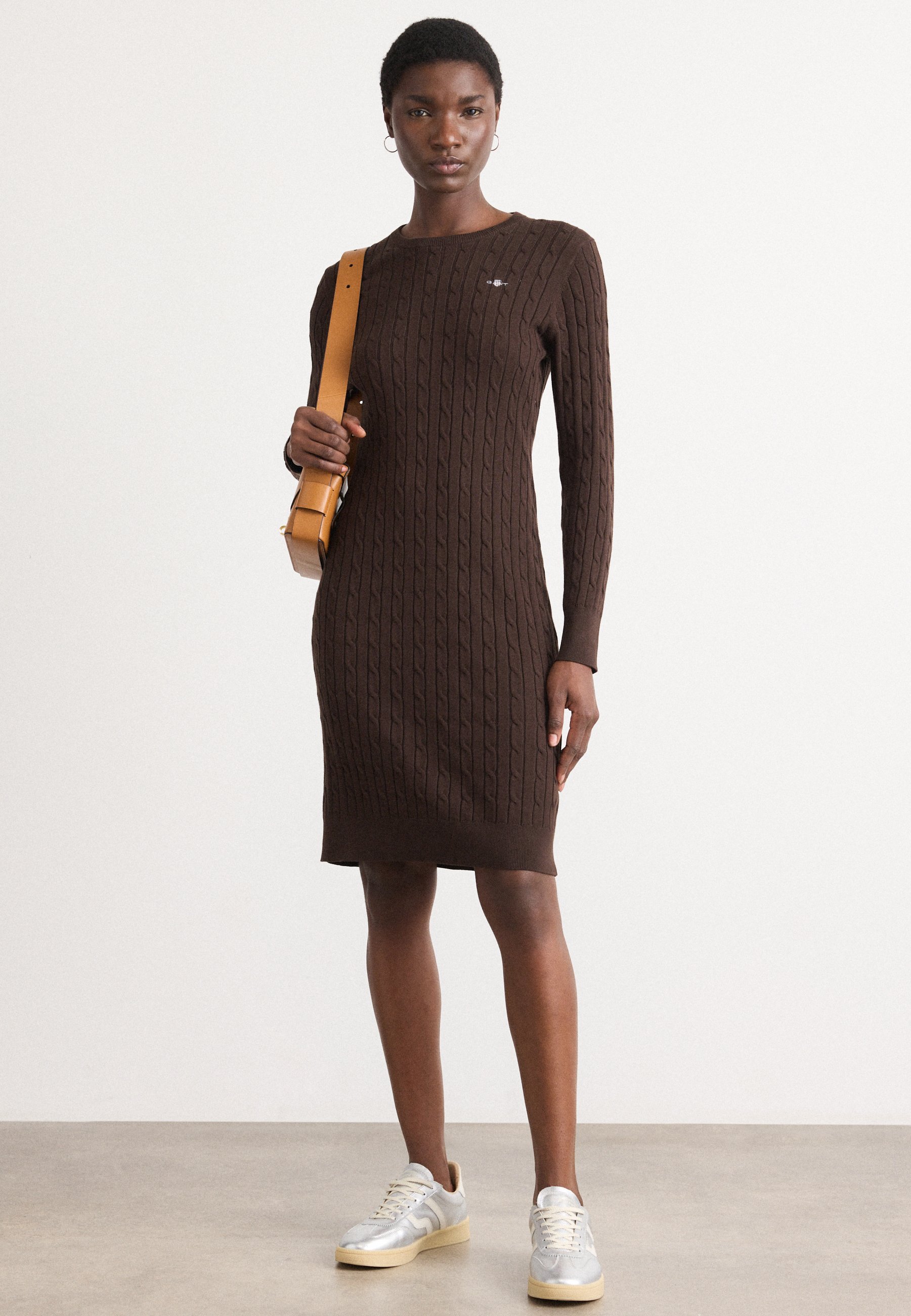 GANT CABLE C NECK DRESS - Šaty s výstrihom - tmavohnedá