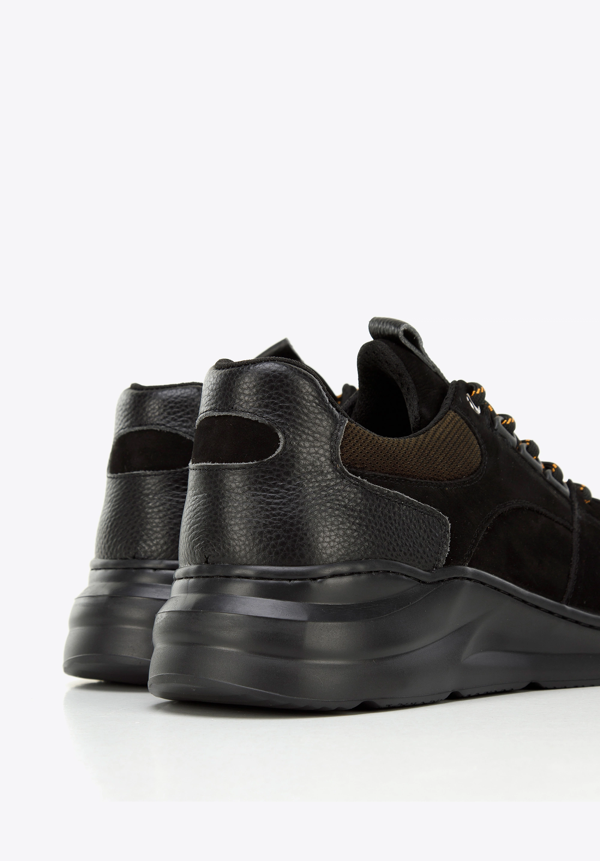 Męskie sneakersy na lekkiej podeszwie czarne
