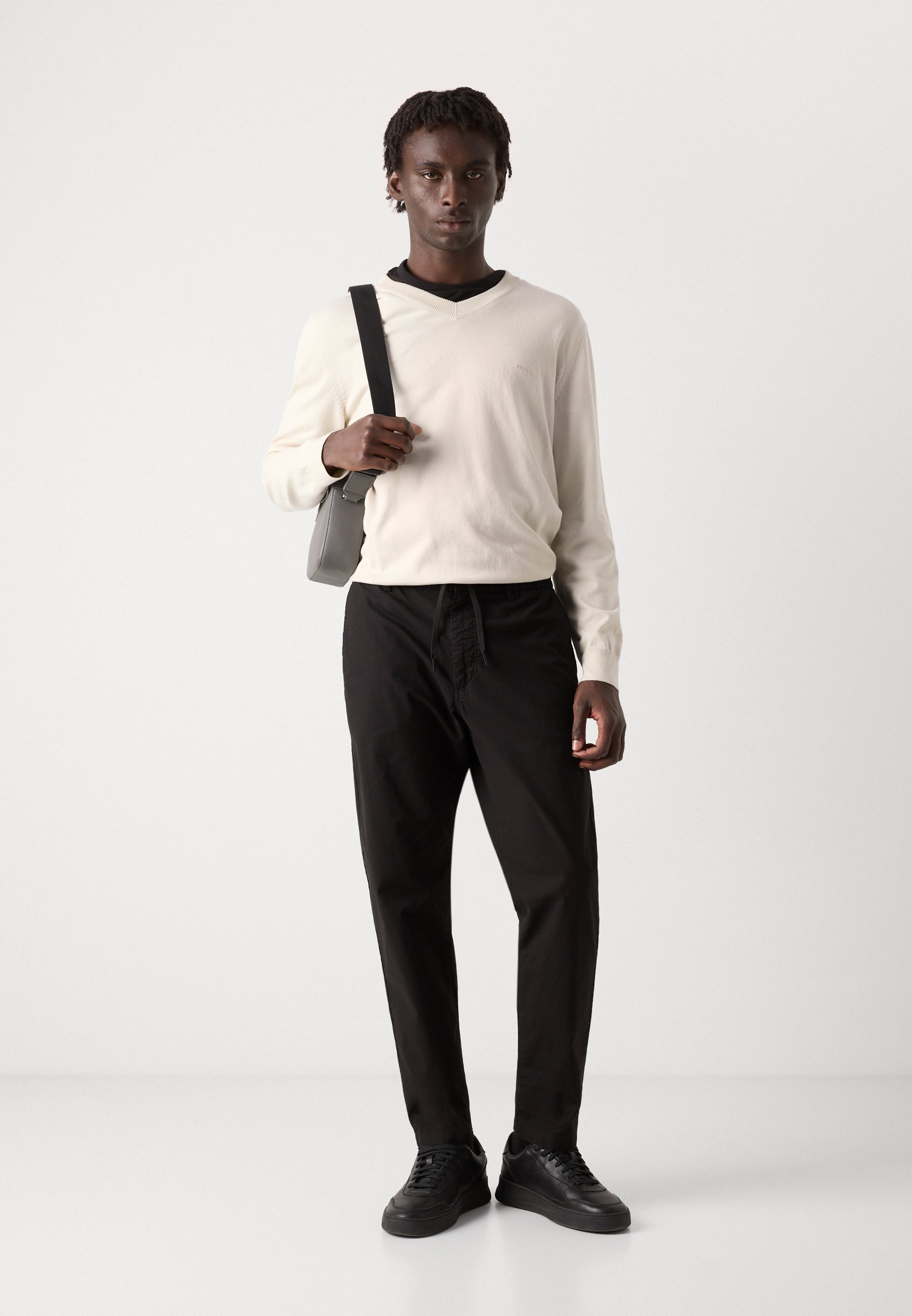 BOSS TAPERED - Broek - zwart