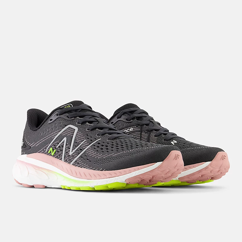 Mousse nettoyante pour femme Fresh Foam X 860v13 - noire avec lune rose