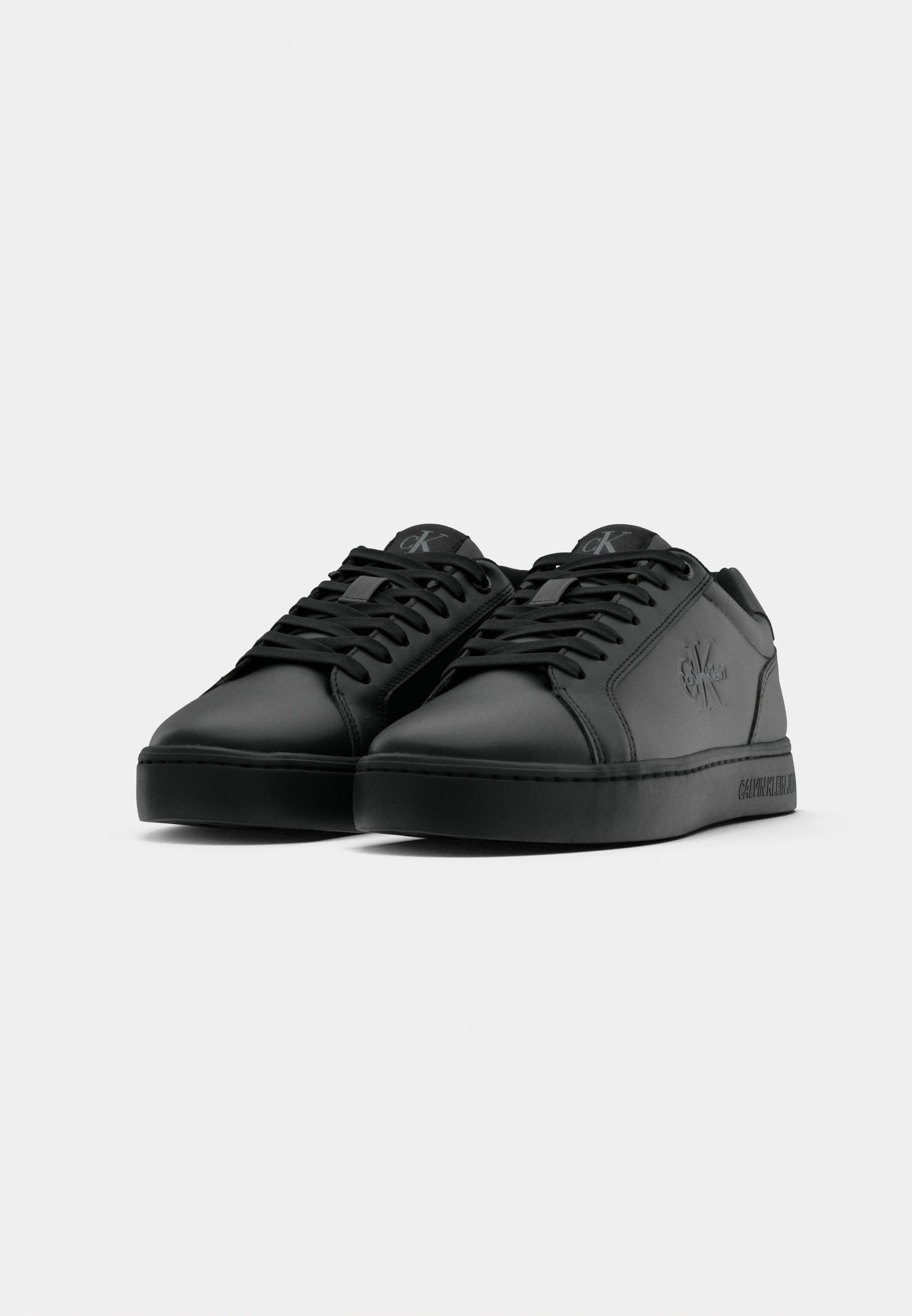 Calvin Klein Jeans CLASSIC CUPSOLE MONO - Sneakers - volledig zwart