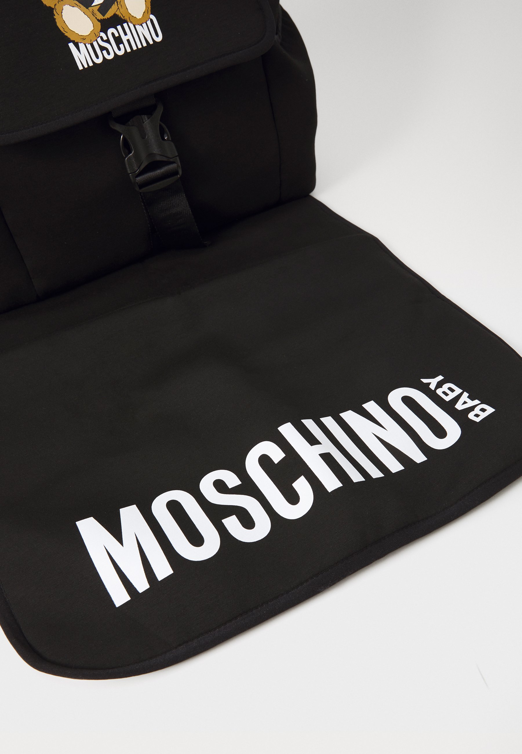 MOSCHINO VERSCHOONTAS UNISEX - Verschoontas voor baby's - zwart