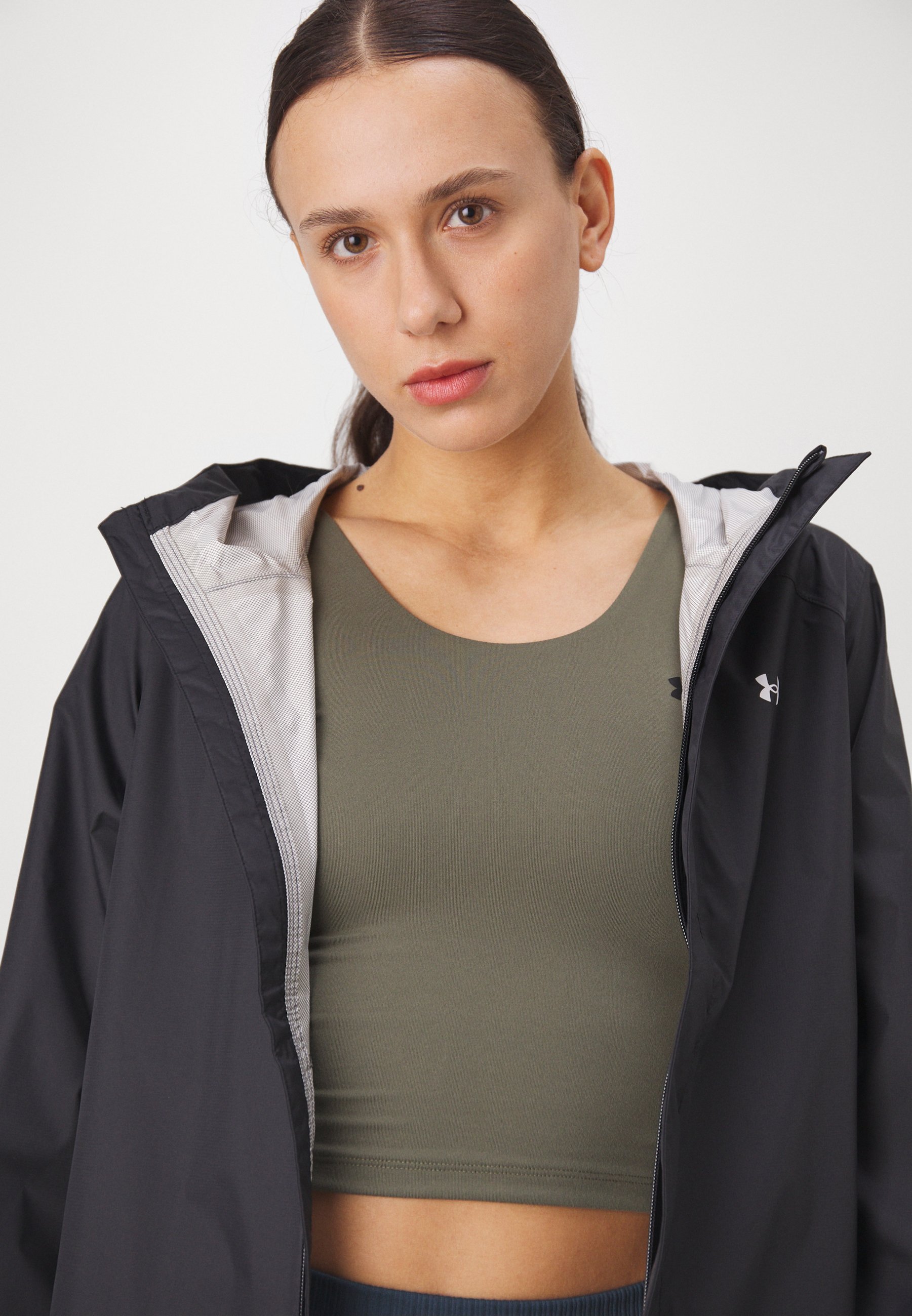 Under Armour CLOUDSTRIKE JACKET – Wasserdichte Jacke – Schwarz/Weiß