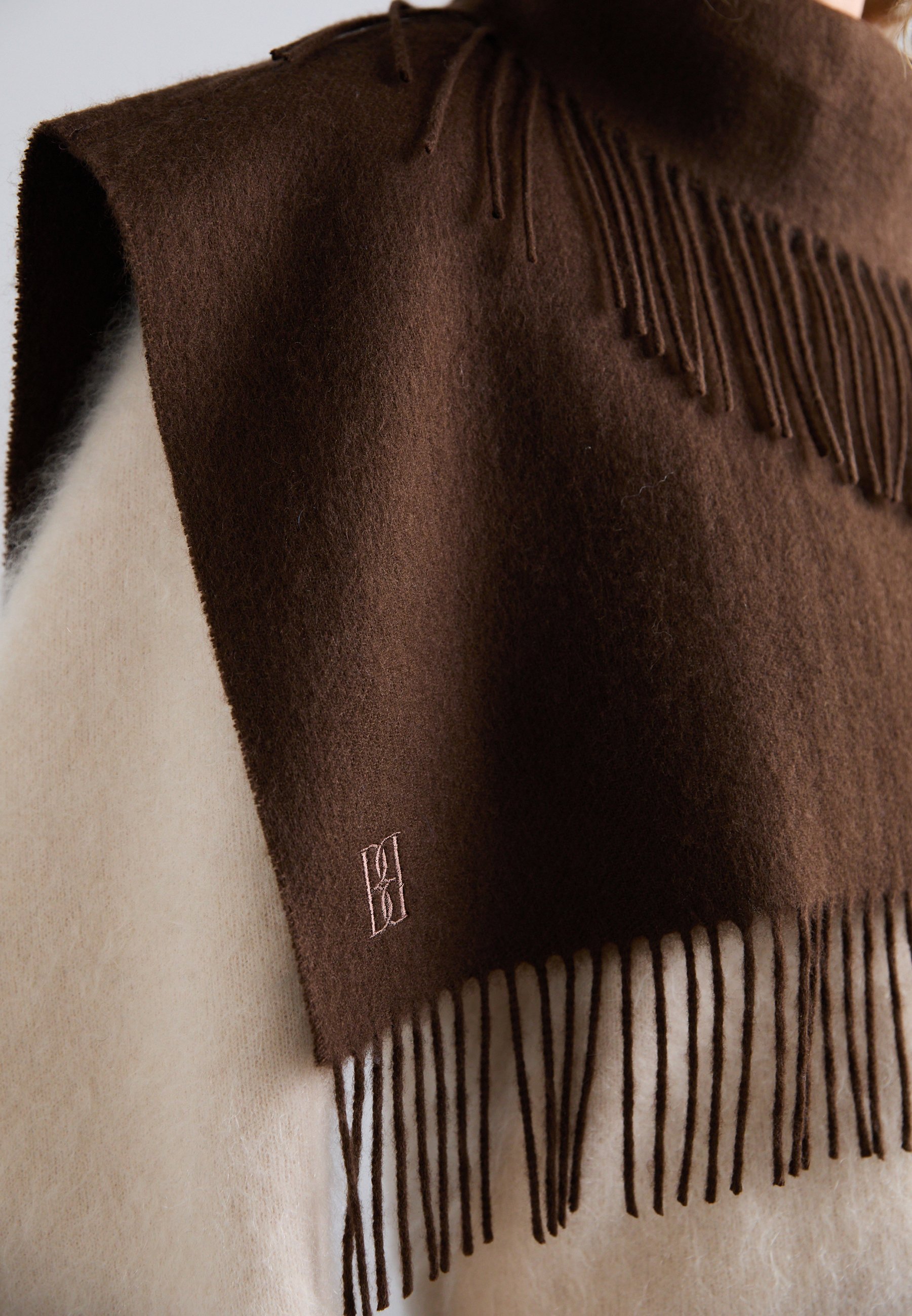 Av Malene Birger TURTLA - Skjerf - karaffel