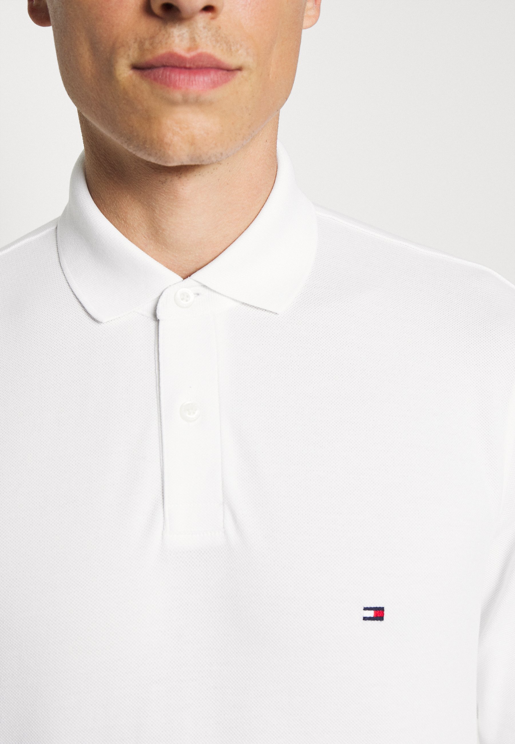 Tommy Hilfiger REGULAR - Bluzka z długim rękawem - biała