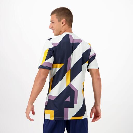  Maillot d'avant-match du Real Madrid 23/24