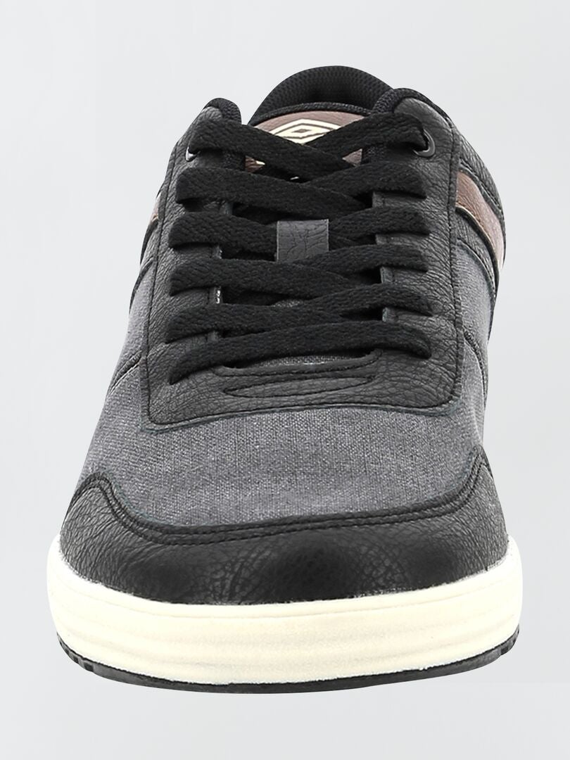 Tênis 'Umbro' bicolor - PRETO