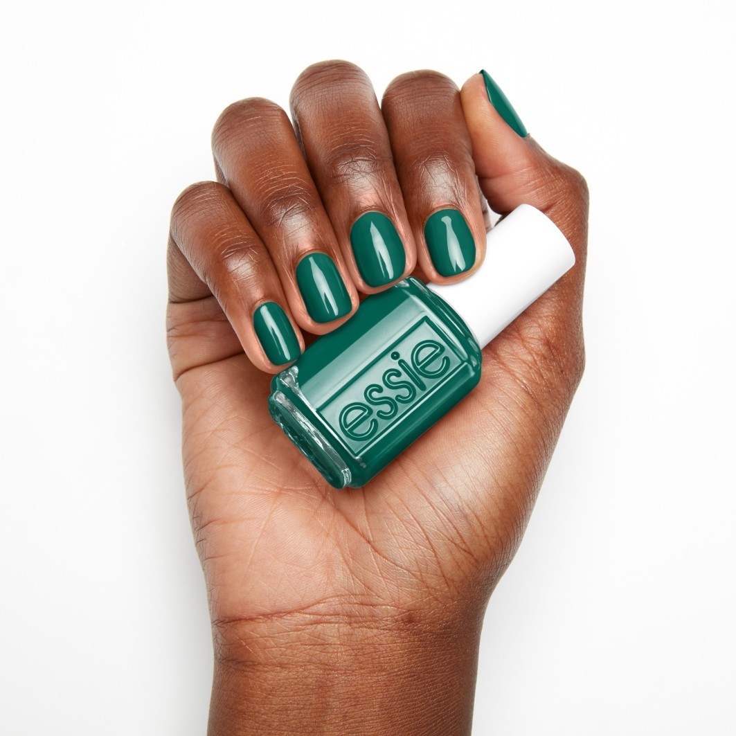 lak na nechty essie Seasonals Antique Chic Zimná kolekcia 2024 - 13,5 ml