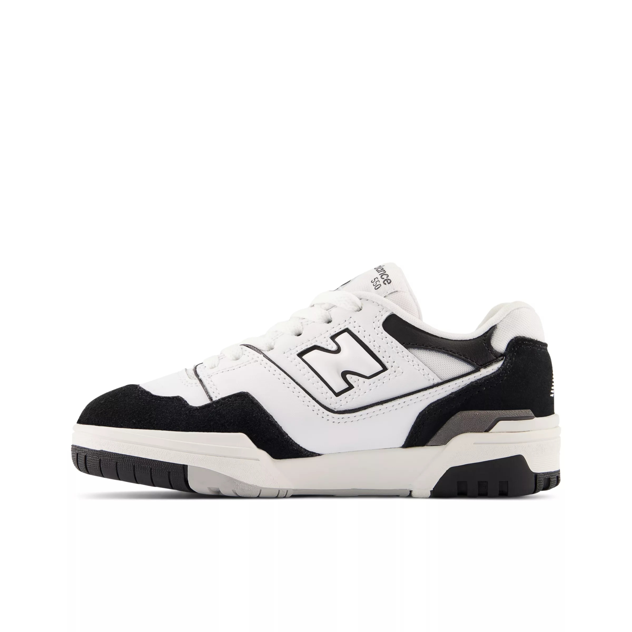 550 White con black e rain cloud