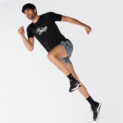 Nike Challenger