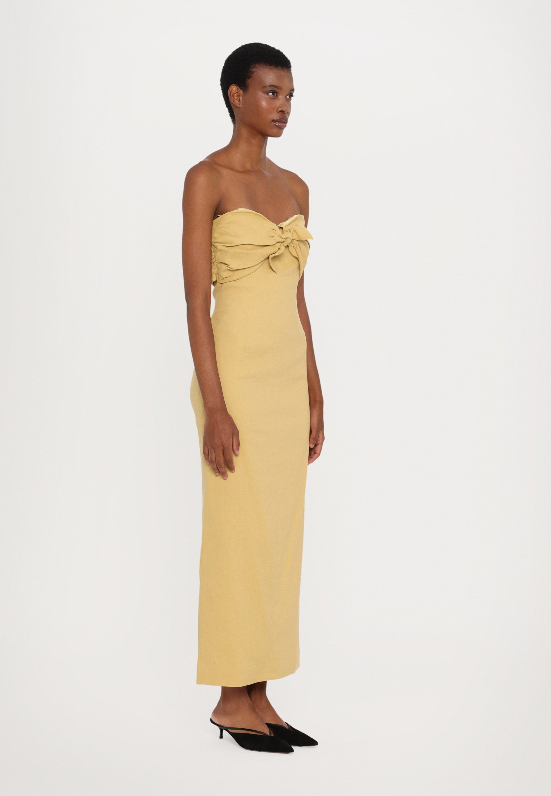 TOVE RAHEL KLEID - Maxikleid - Hellsand