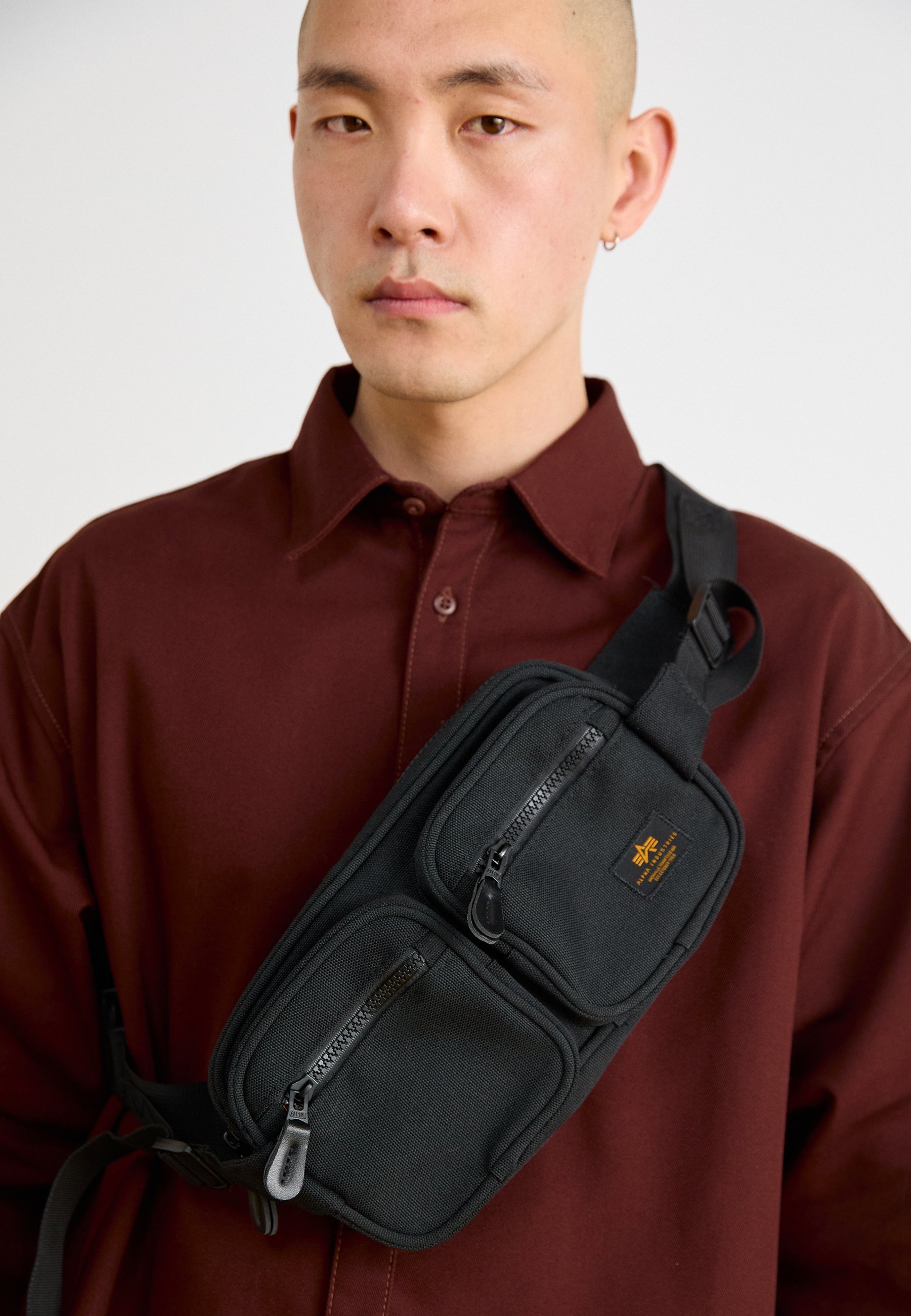 Marsupio Alpha Industries LABEL WAIST - nero