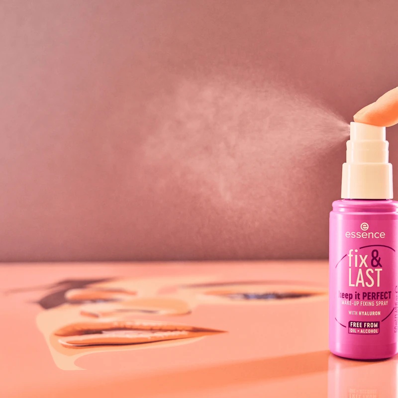 essence Fix & LAST keep it PERFECT спреј за фиксирање шминке