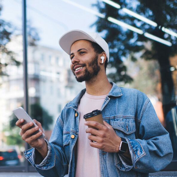 BIK-8 In-Ear-hodetelefoner med Bluetooth®, hvite