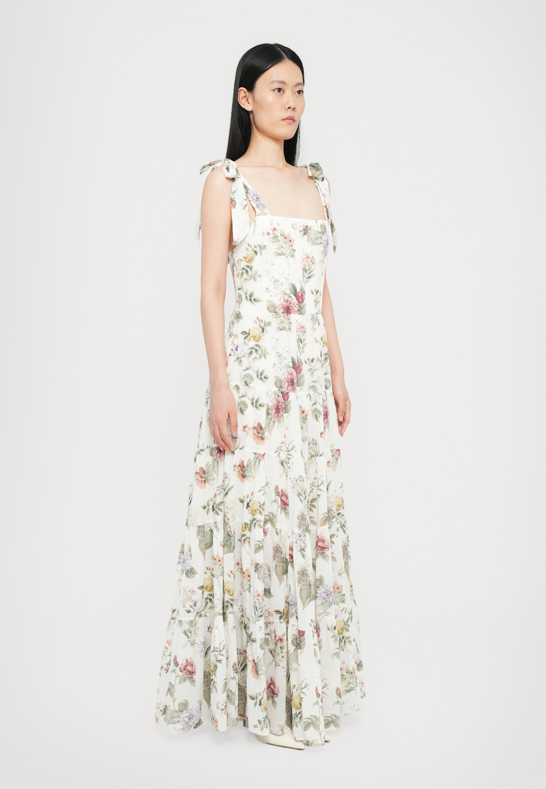 Abito lungo a balze Monnie di Alice + Olivia - Abito lungo - sweet nothings