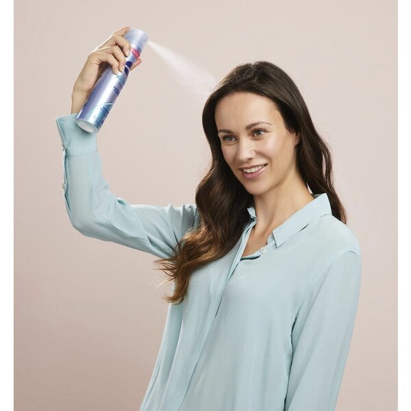 NIVEA Hold 4 Volume Care спреј за обликовање косе<br>250ml